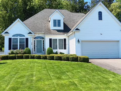 30 Riverside Ct, Southington, CT 06489
