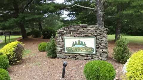 4 Rosewood Cir #4, Monroe, CT 06468