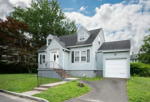 237 Ledgeside Ave, Waterbury, CT 06708