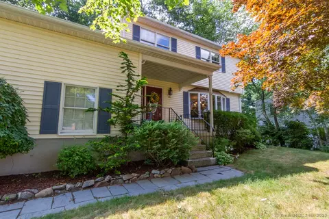 181 Castle Rd, Bristol, CT 06010