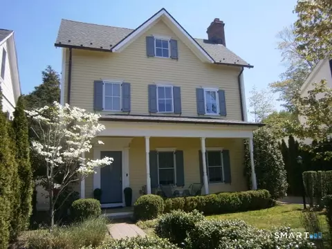 65 Sherwood Pl #65, Greenwich, CT 06830