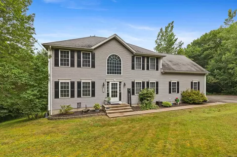 38 Sunset Ln, Wolcott, CT 06716