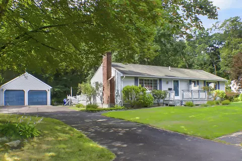 52 Field Rd, Enfield, CT 06082