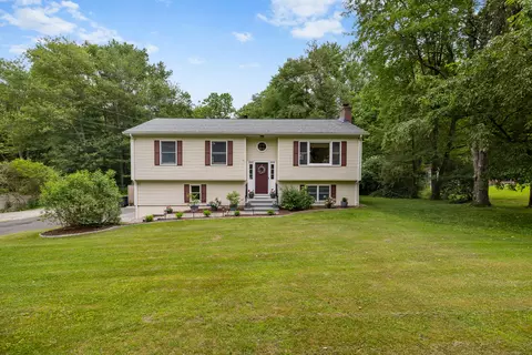 471 Westchester Rd, Colchester, CT 06415