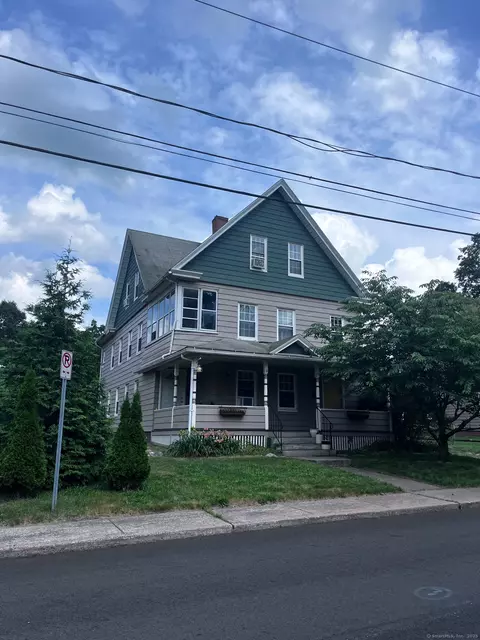 9 Starkweather St, Manchester, CT 06042