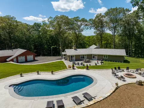 85 Good Hill Rd, Roxbury, CT 06783