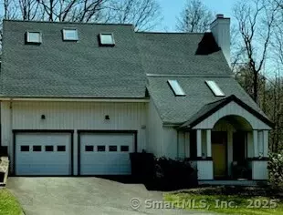 25 Hidden Pl, Cheshire, CT 06410