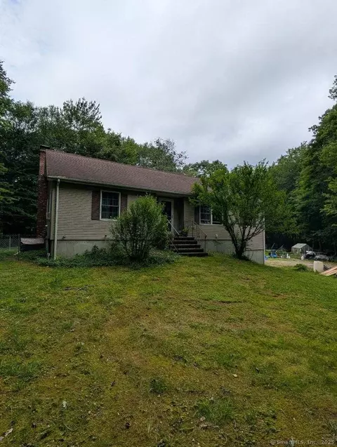 473 Lebanon Ave, Colchester, CT 06415
