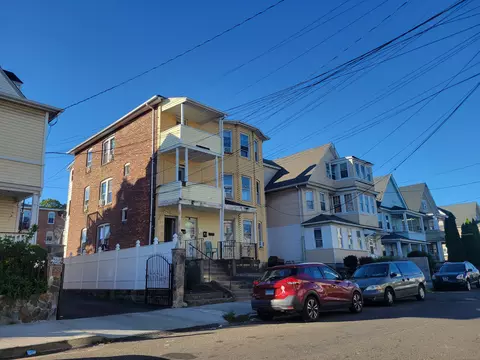 31-33 35 Taft Ave, Bridgeport, CT 06606