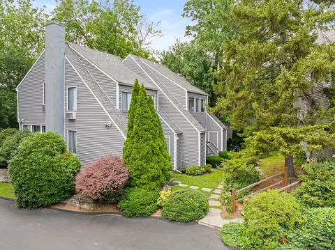 421 Glenbrook Rd #2, Stamford, CT 06906