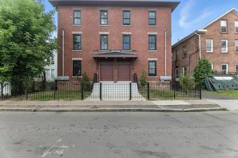 45 Squire St, Hartford, CT 06106