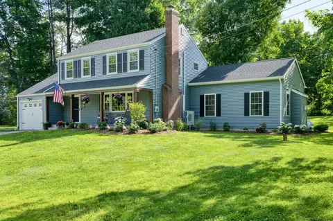 24 Harvest Ln, Glastonbury, CT 06033