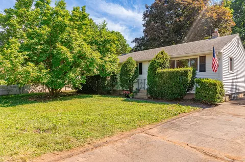 156 Overhill Dr, Berlin, CT 06037