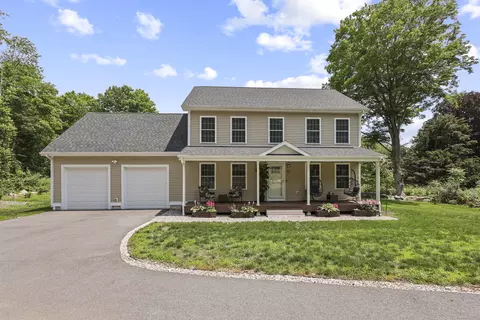 51 Huntington Ave, Norwich, CT 06360