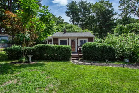 80 Westside Blvd, Burlington, CT 06013
