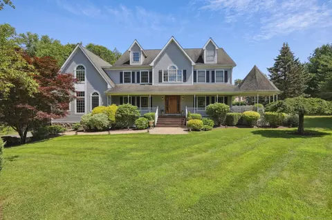 25 Encampment Pl, Ridgefield, CT 06877