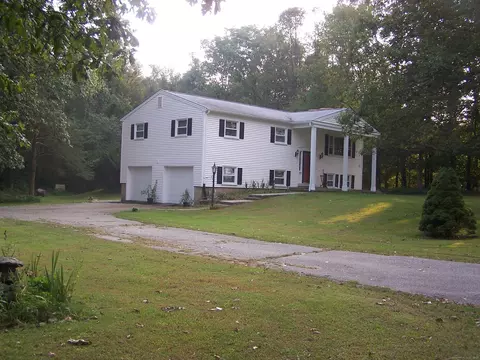 Undisclosed, Windham, CT 06280