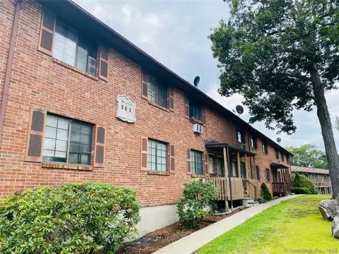 263 Perkins Ave #9, Waterbury, CT 06704