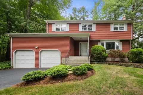 18 Banks Rd, Simsbury, CT 06070
