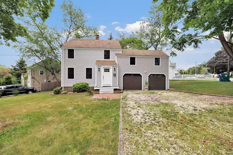 162 Sheppard St, Stratford, CT 06614