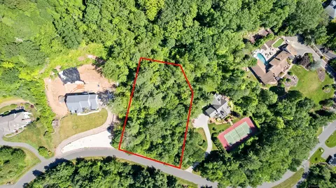60 Vermillion Dr, Avon, CT 06001