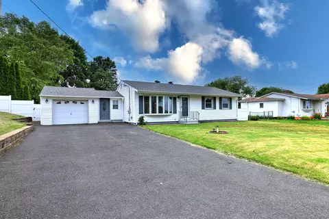 45 Sherwood Ave, Derby, CT 06418