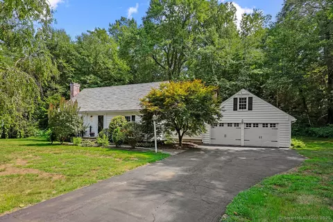 5 Westminster Cartway Cartway, Simsbury, CT 06070