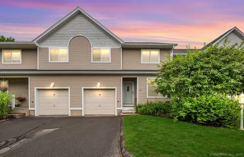 28 Florence Way #28, Farmington, CT 06032