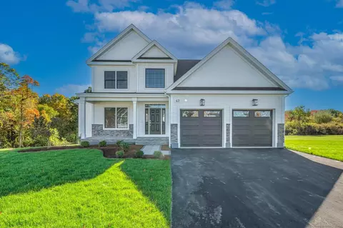 43 Primrose Ln, Cromwell, CT 06416