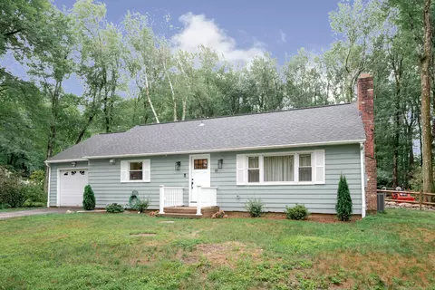 81 Burwell Rd, New Hartford, CT 06057