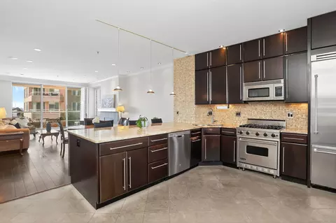 88 Southfield Ave #202, Stamford, CT 06902