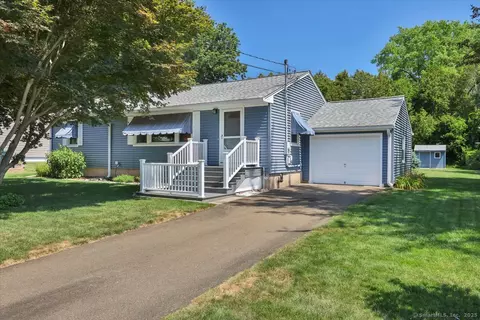 143 Rockview Dr, Cheshire, CT 06410