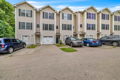 41 Palmer St #20, Norwich, CT 06360