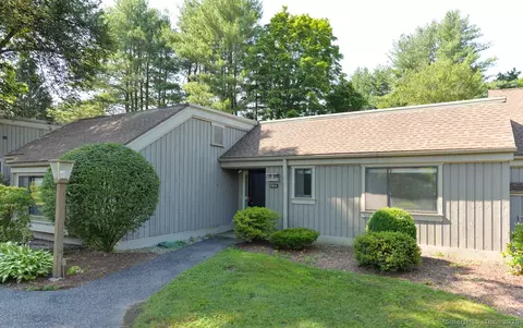 648 Heritage Vlg #A, Southbury, CT 06488