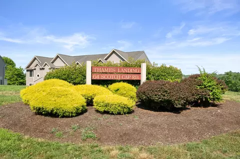 64 Scotch Cap Rd #106, Quaker Hill, CT 06375
