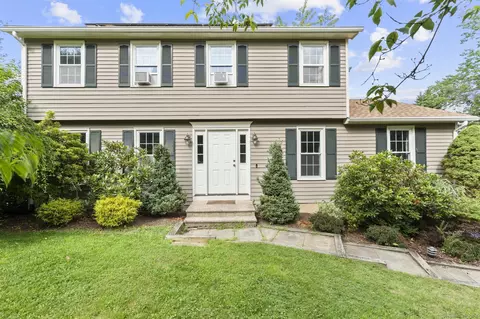 26 Yankee Hill Rd, Monroe, CT 06468