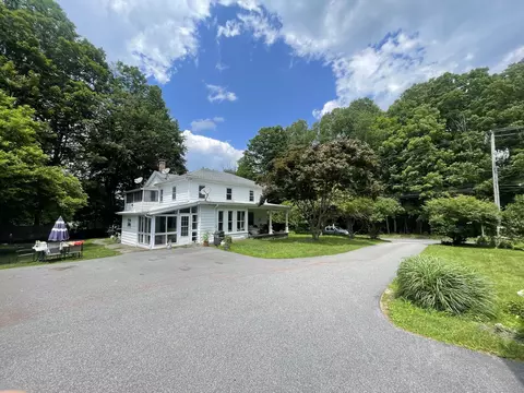 267 Rockwell St, Winchester, CT 06098