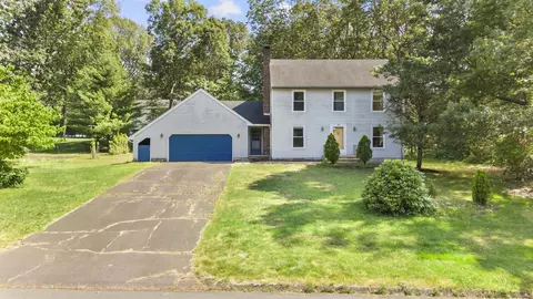 47 Westwood Dr, Vernon, CT 06066