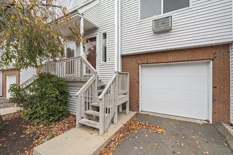 925 Oronoke Rd #14F, Waterbury, CT 06708