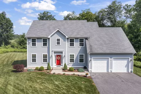 233 Ichabod Rd, Southbury, CT 06488
