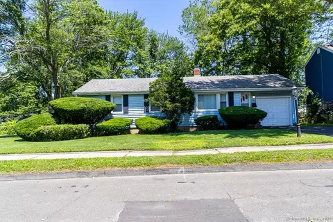 136 Chatham St, Hartford, CT 06112