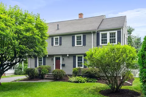 13 Carrington Ln, Farmington, CT 06032