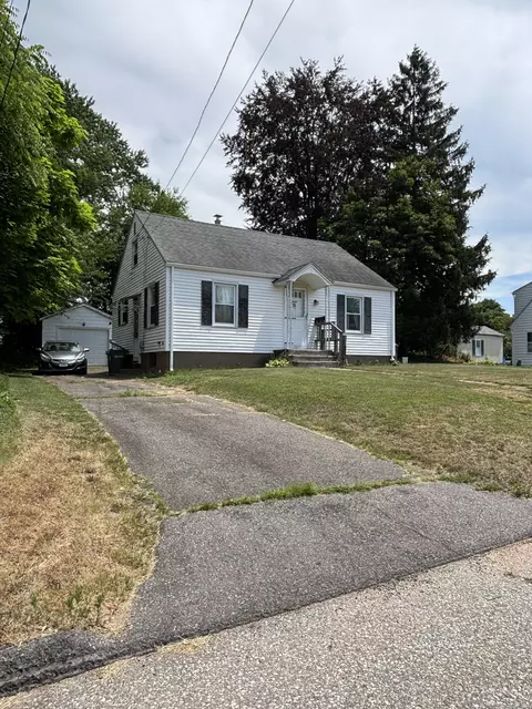 43 Litchfield St, Manchester, CT 06040