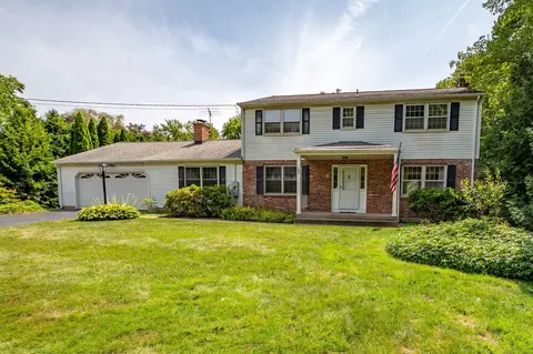 198 N Timber Ln, Cheshire, CT 06410