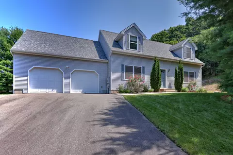 12 Tyler Hill Rd, Naugatuck, CT 06770