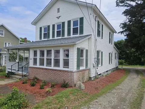 24 Lake Ave, Danbury, CT 06810