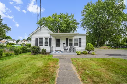 47 Park Ave, Enfield, CT 06082