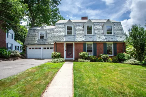 23 Mountain View Dr, West Hartford, CT 06117