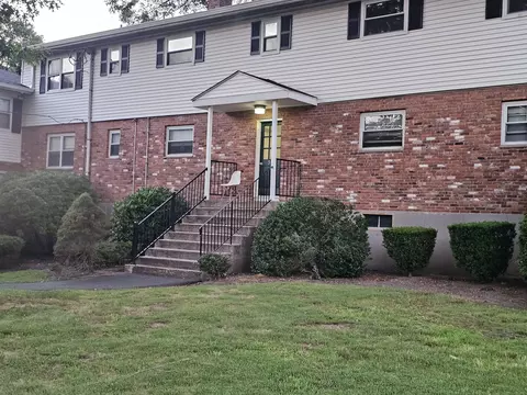 508 Oak Ave #7, Cheshire, CT 06410