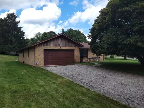 62 Rice Rd, Meriden, CT 06450